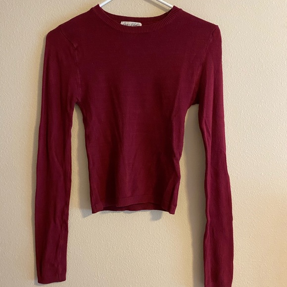 Maroon sweater crop top - Picture 1 of 3